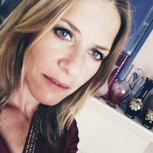 Meet your Posher, Violeta